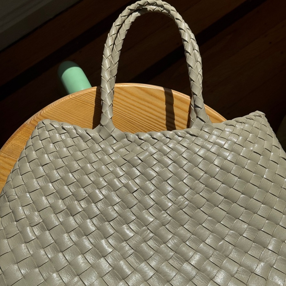 santa croce small dragon diffusion purse in pearl - Picture 3 of 11